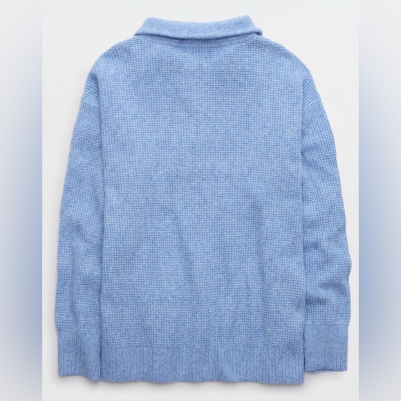 Aerie CozyUp Waffle Button Sweater in a light blue color Size XS (oversized) - Picture 4 of 9